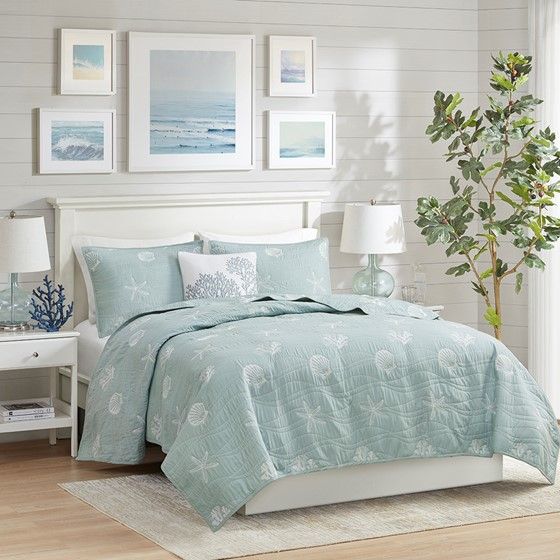 4 Piece Cotton Reversible Embroidered Quilt Set with Throw Pillow