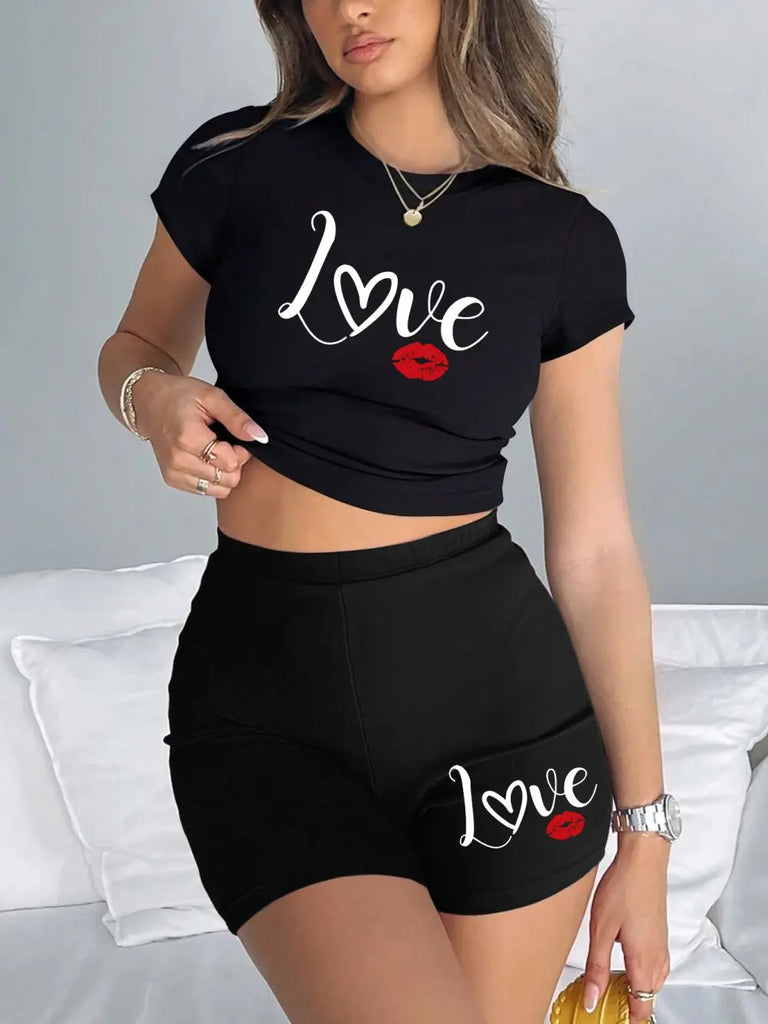 Casual Womens Two-Piece Crop Top and Shorts Set with Love Lip Pattern offers stylish comfort for casual wear.