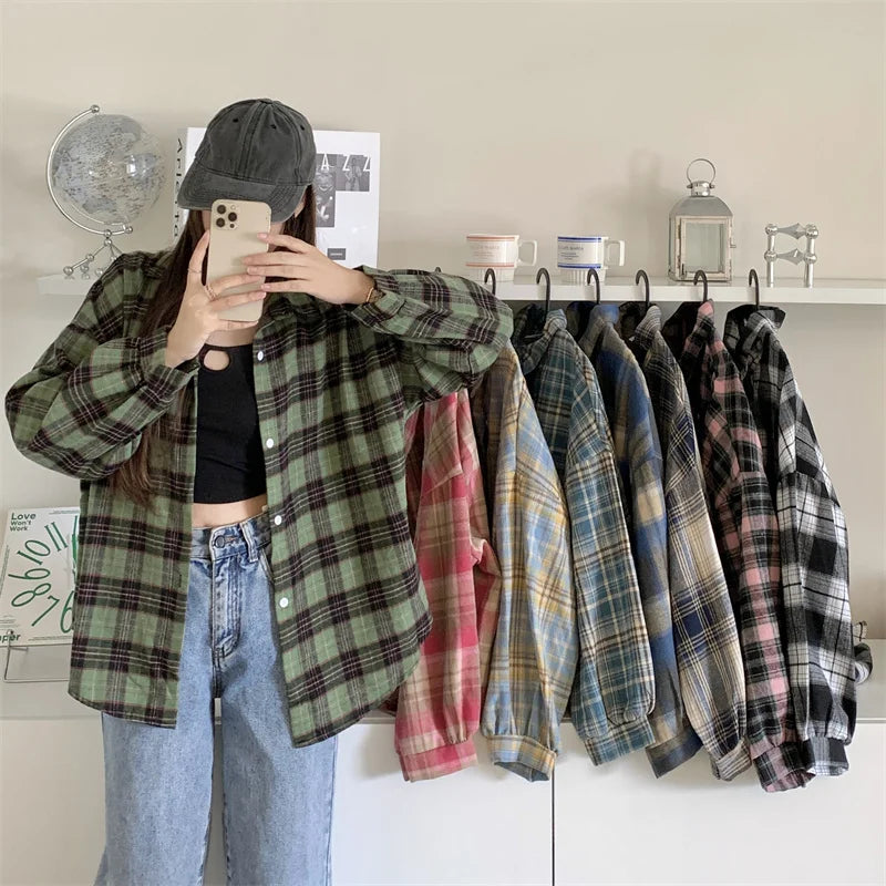 Stylish Women Oversized Tartan Plaid Shirt Jacket Long Sleeve Collared for grunge spring summer outfits for teenage girls.