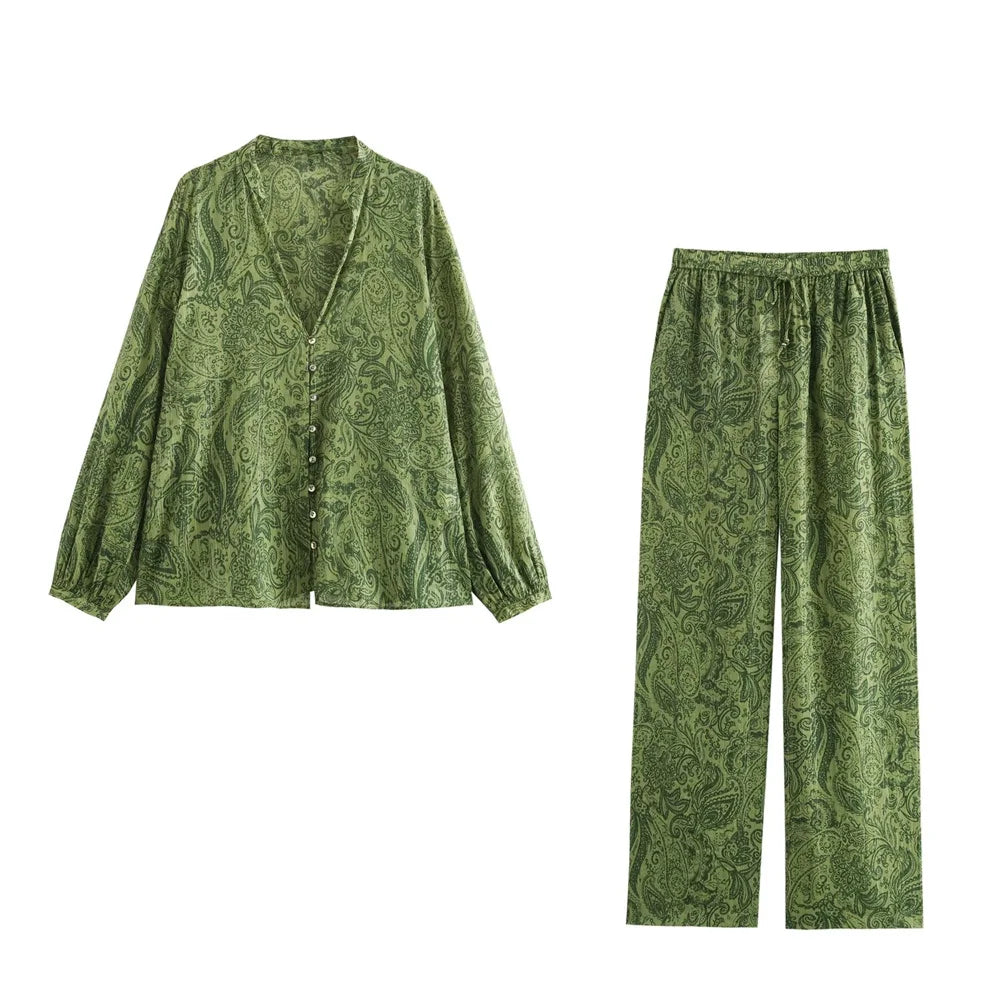 Stylish Women's Casual V-neck Long Sleeve Printed Shirt and Elastic Waist Straight Pants Set, perfect for any occasion.