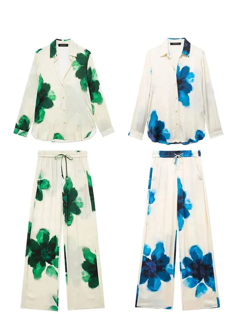 Chic and stylish, the Elegant Floral Print 2 Piece Women's Suit with Long Sleeve Lapel Blouse and Drawstring Wide Leg Pants.
