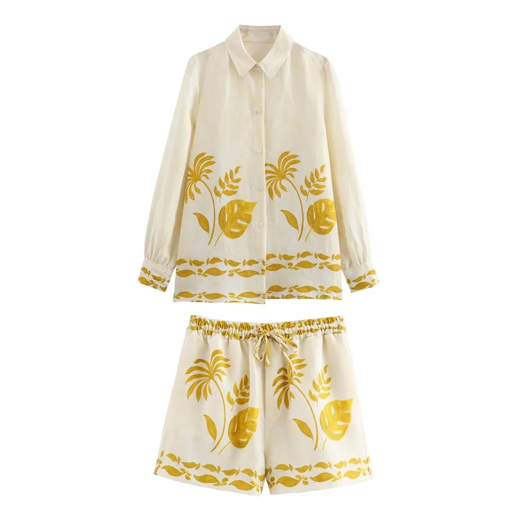 Discover the Women's Versatile Printed Short Sleeve Top and Casual Shorts Set Slimming Fit Stylish Summer Outfit for chic comfort.