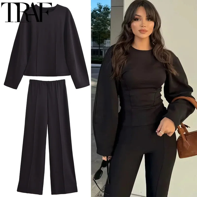 Stylish Pleated Wide Leg Pants and Long Sleeve Sweatsuit Set for Women Two Piece Spring Lounge Outfit by TRAF.