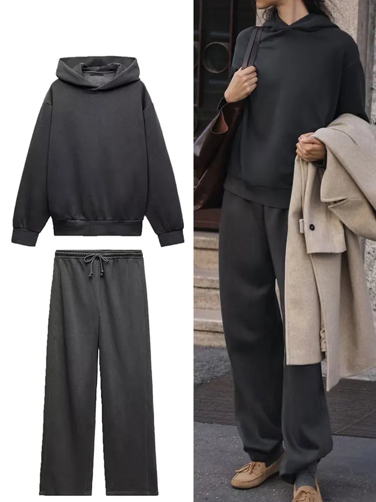 Stylish Women’s Fleece Coat and Pant Set with Long Sleeve Hooded Sweatshirt for office and everyday wear. Perfect for comfort!