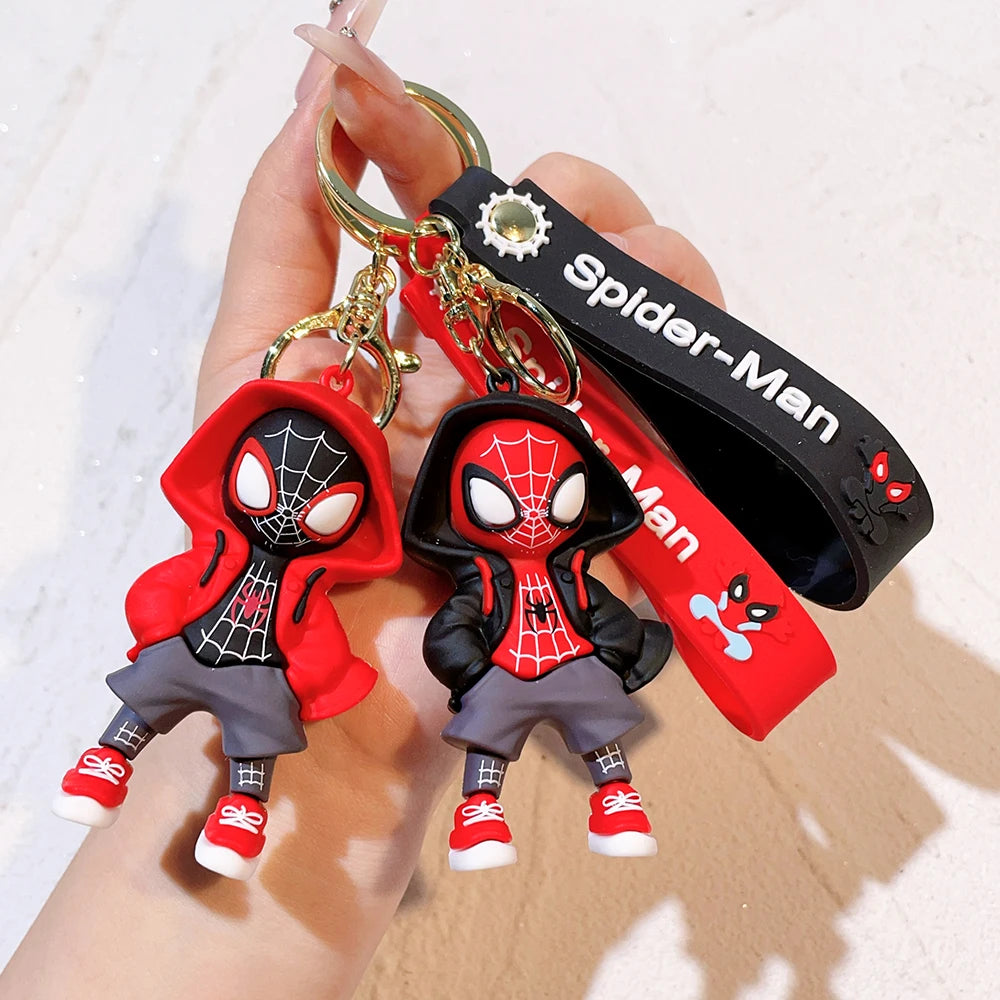 Stylish Spider-Man Keychain Cartoon Comics Pendant Jewelry Gift for Friends, perfect for superhero fans and collectors.