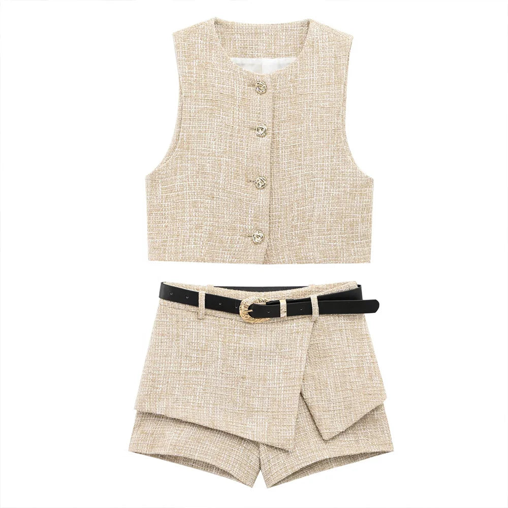 Elegant Women's Retro Texture Short Tank Top and Matching Shorts Set Slimming Summer Outfit in chic beige with stylish details.