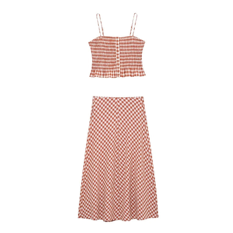 Women’s Plaid Halter Crop Top with Backless Design and High Waist Vintage Maze Pattern Skirt Set