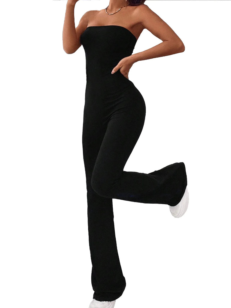 Stylish Women's Sexy Strapless Solid Color Tight Jumpsuit for Streetwear, perfect for family gatherings and vacations.