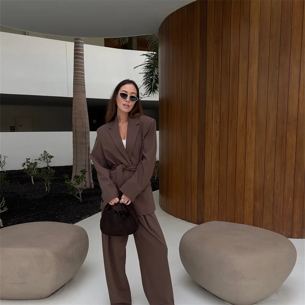 Elegant Women's Casual Suit Jacket and Pants Set with Belt for Stylish Office and Leisure Wear, showcasing chic style.