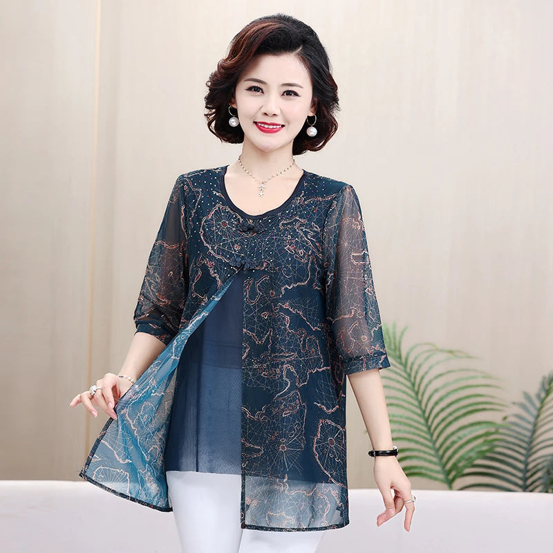 Stylish Women’s Summer Shirt Casual Loose Fit Fake Two-Piece Printed Top for Middle-Aged and Elderly, perfect for summer outings.
