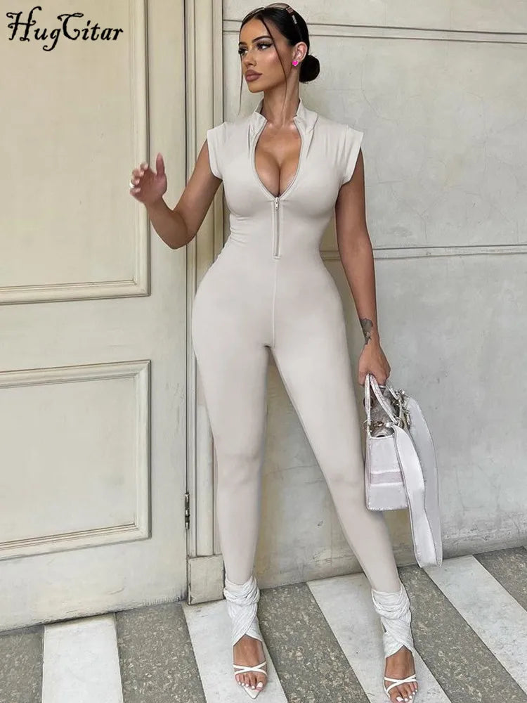 Stylish Hugcitar Women’s Sleeveless Zipper Neck Sexy Bodycon Jumpsuit for summer streetwear and party vibes.