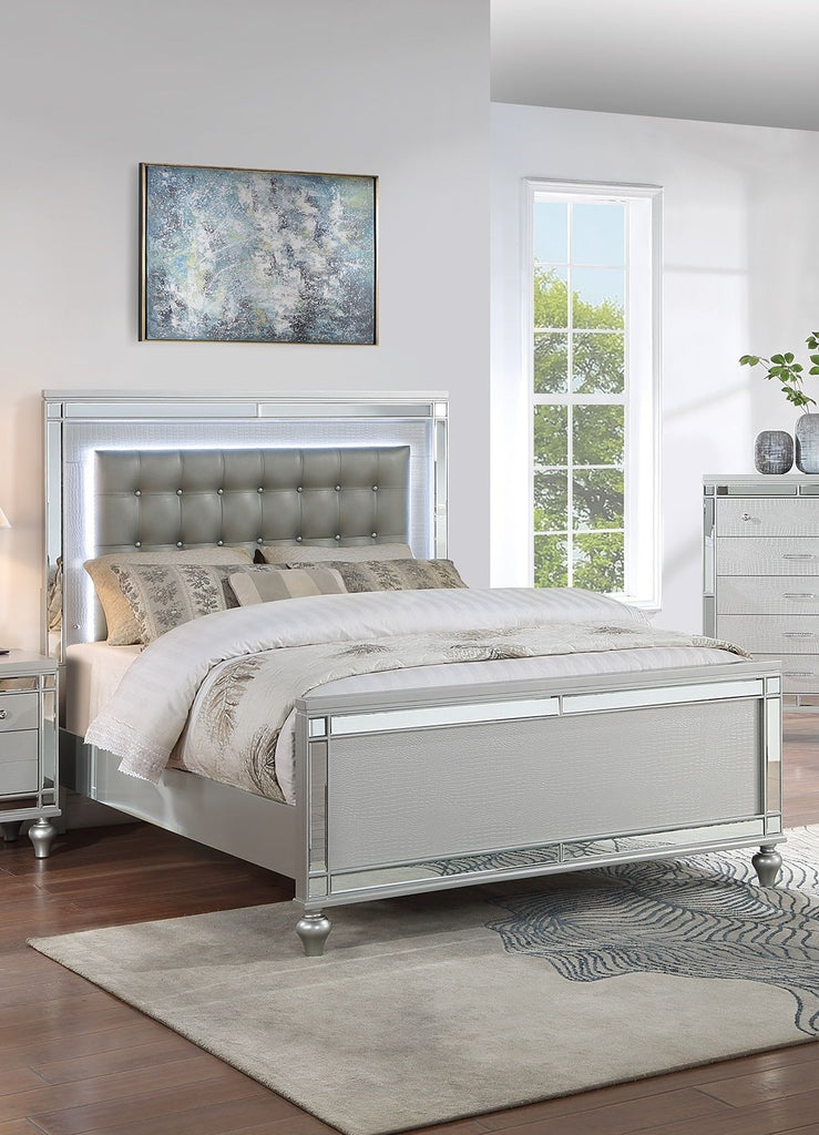 Beautiful Silver Tufted Faux Leather King Size Bed w LED Lights 1pc Panel Bedframe Bedroom