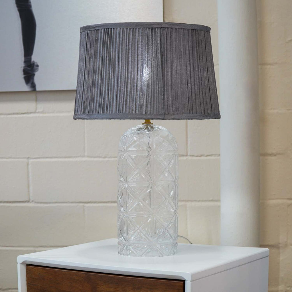 High Quality Hotel European Modern Bed Side nightstand Decorative Led Table/desk Lamp Luxora Table Lamp Gold - Clear and Grey 110-120V