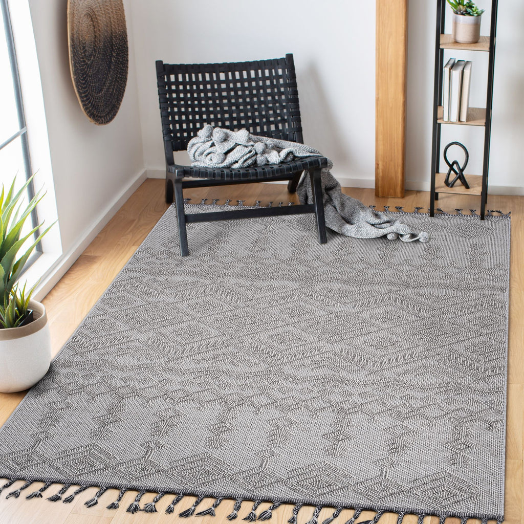 LOOM & LUXE Collection 6X9 White/White /Traditional Indoor/Outdoor Area Rug