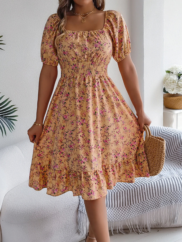 Spring and Summer Elegant Floral Print Dress with Short Sleeves and Square Neck Ruffled Edge Design