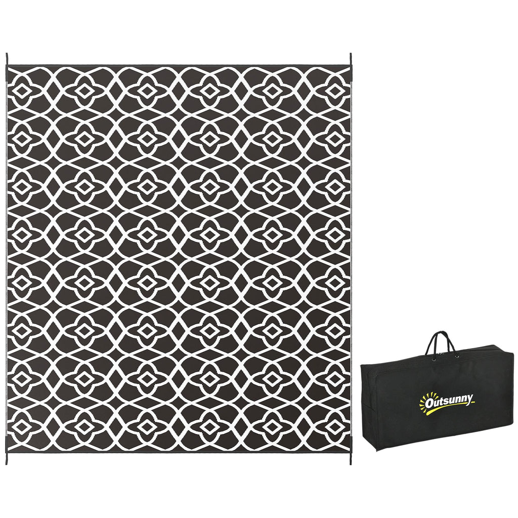 Outsunny Reversible Outdoor Rug, 8' x 10' Waterproof Plastic Straw Floor Mat, Portable RV Camping Carpet with Carry Bag, Large Floor Mat for Backyard, Deck, Picnic, Beach, Black & White Clover