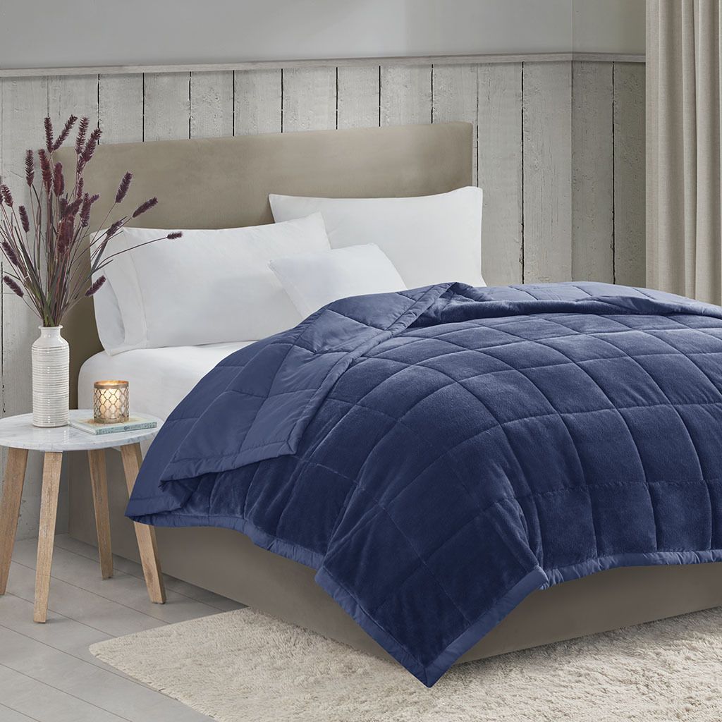Reversible Smart Temperature Down Alternative Blanket