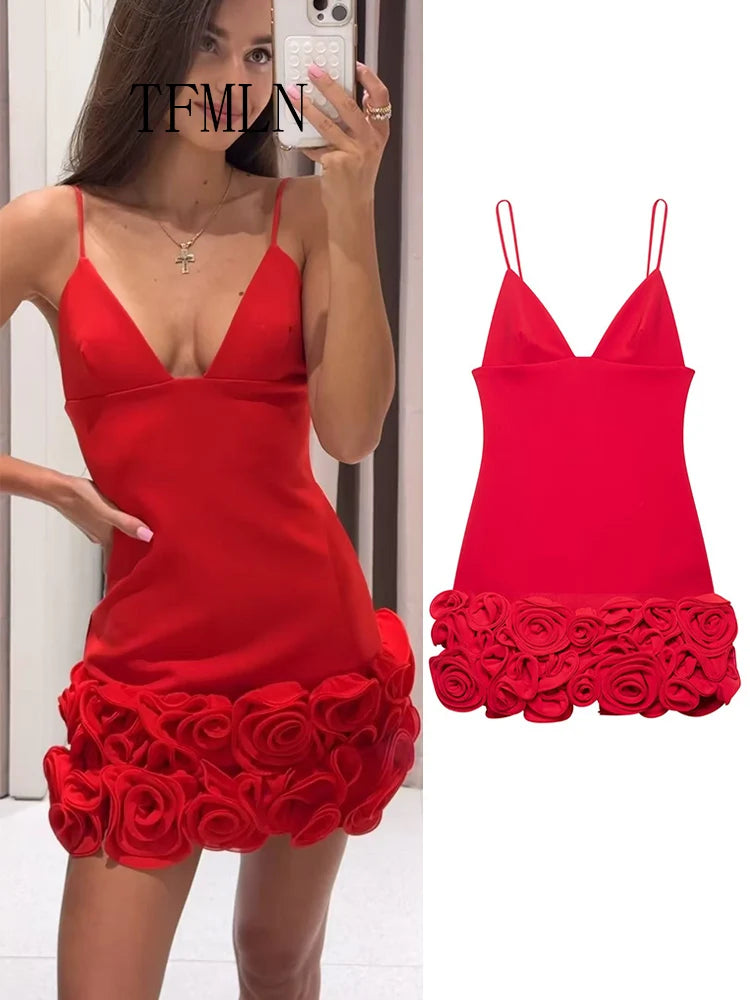 Elegant Women’s 3D Flower Mini Dress with V-Neck Sleeveless Backless Strap Dress for Summer Parties and Casual Wear in Vibrant Red