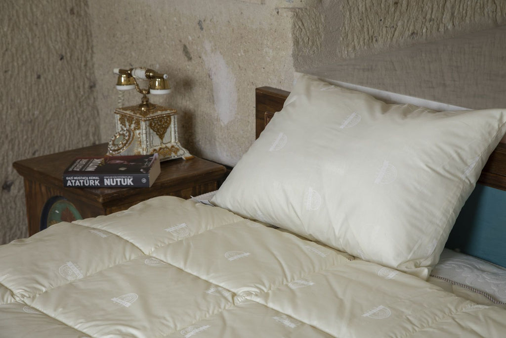 Wooly Pillow For Bedrooms, Wool FIll Comfortable Pillow